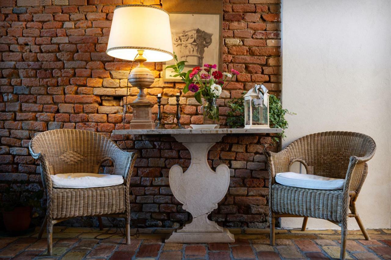 Bed and Breakfast La Casa Nel Borgo Piadena Exterior foto
